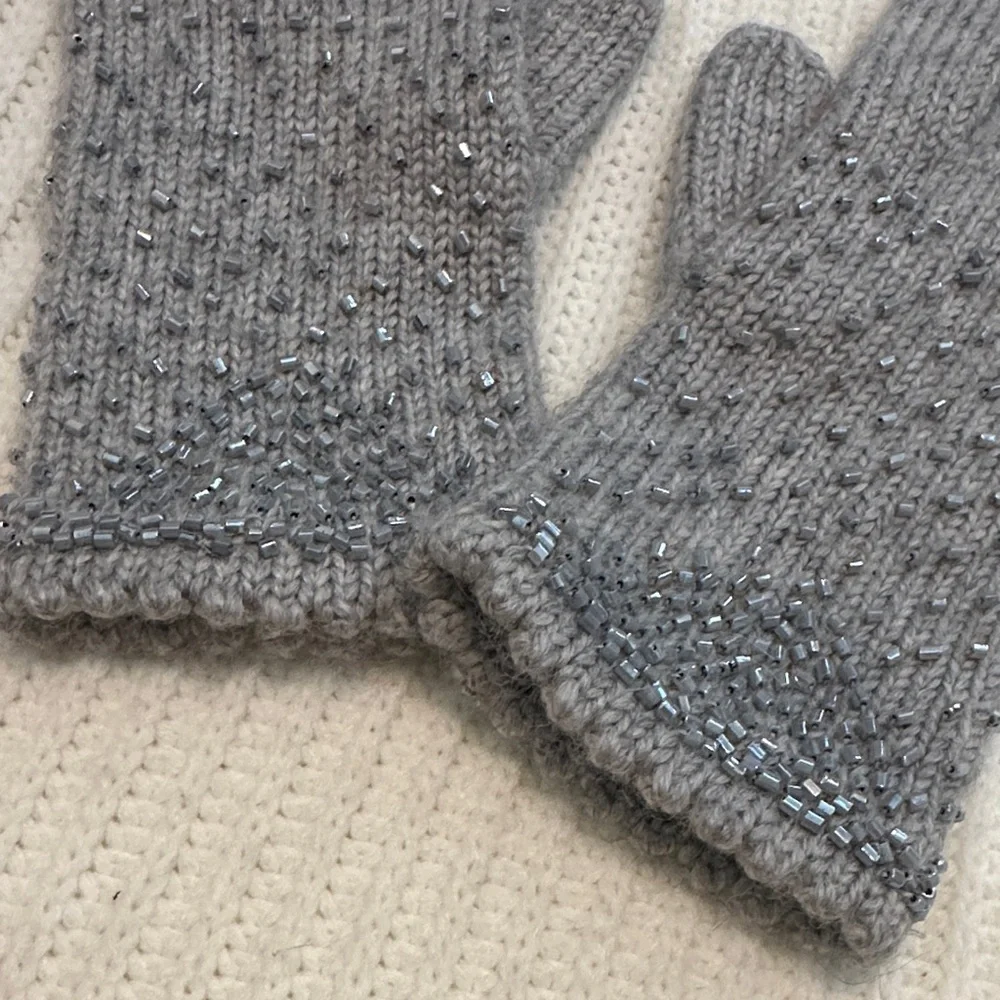 Talbots Gray Rhinestone Knit Gloves, Holiday Gift, NWT